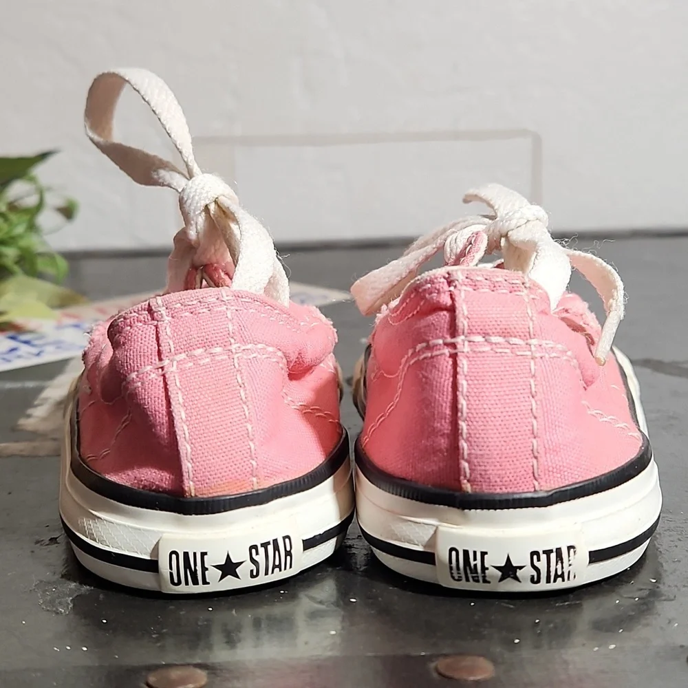 CONVERSE Pink Star Detail Lace Tie All Star Low Top Sneaker 8